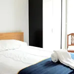 Fado - Santos Bed & Breakfast 3*