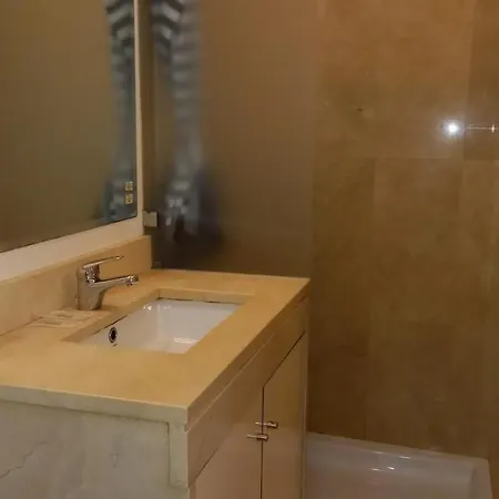 Fado - Santos Oda ve Kahvaltı Lisboa