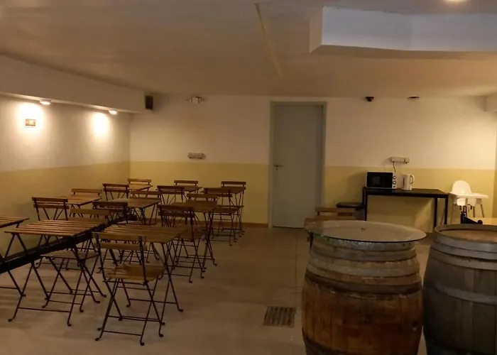 Fado Bed & Breakfast - Santos 3* Лиссабон